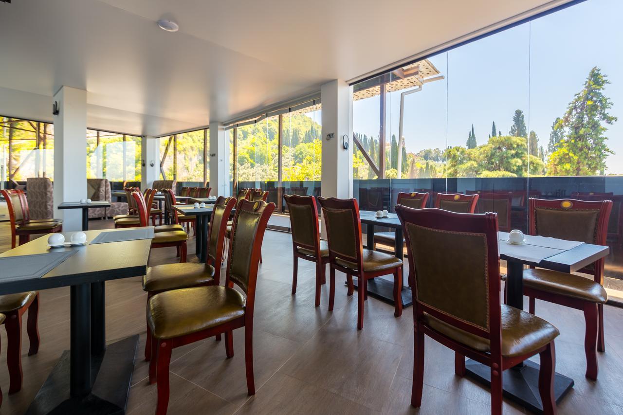 Hotel Grand Afon New Athos Exterior photo